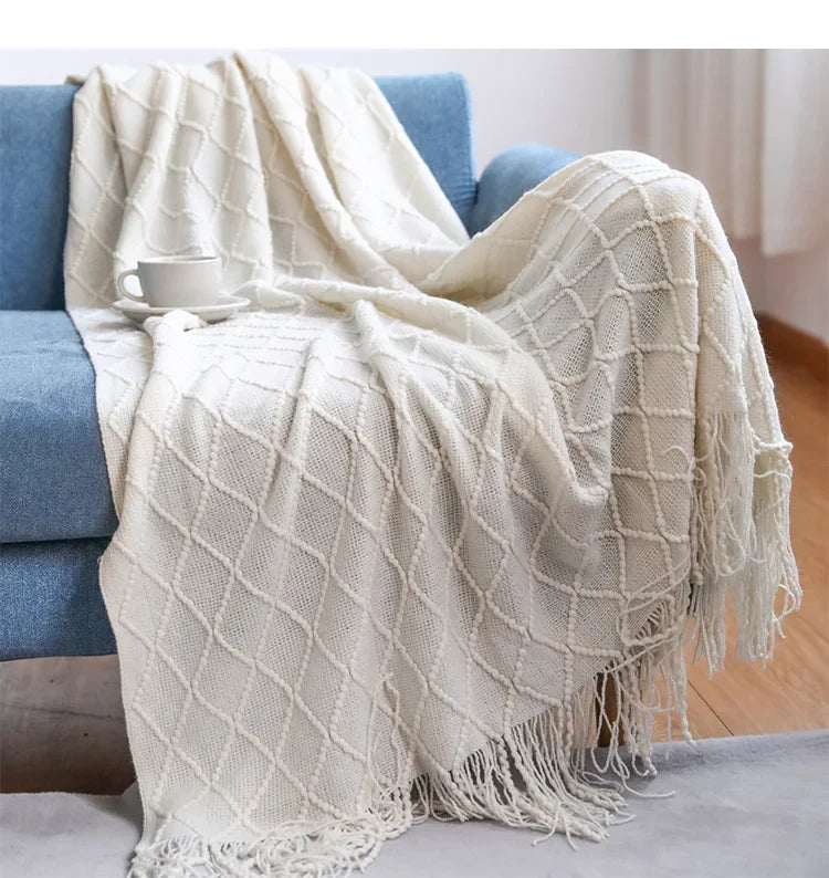 Knitted Throw Blanket with Tassels
