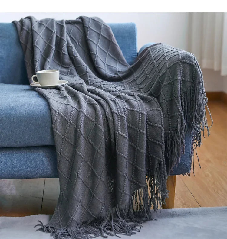 Knitted Throw Blanket with Tassels