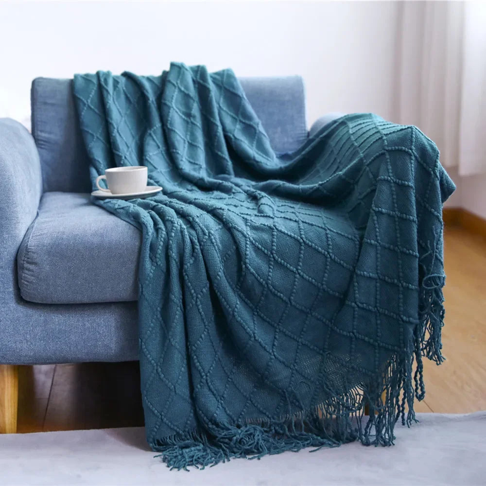 Knitted Throw Blanket with Tassels