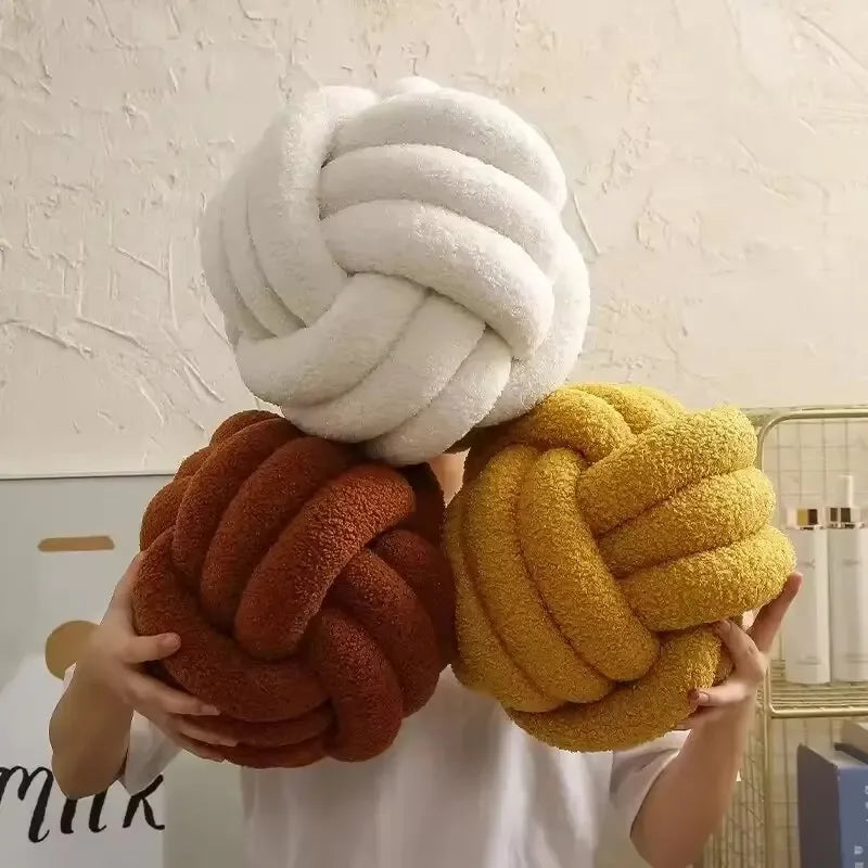 Round Decorative Knot Cushion