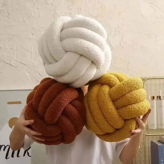 Round Decorative Knot Cushion