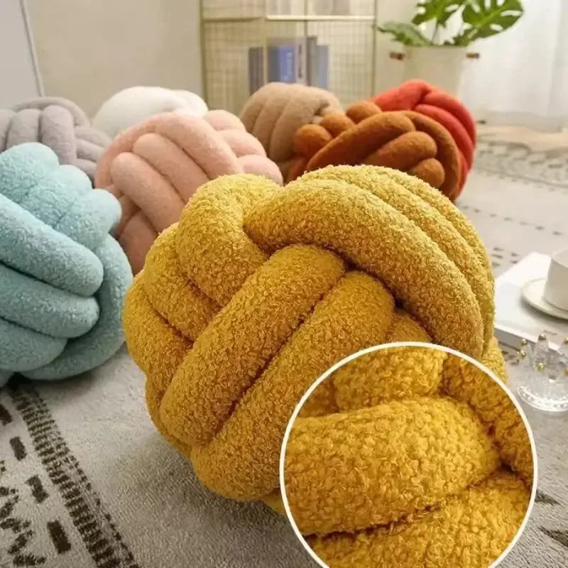 Round Decorative Knot Cushion